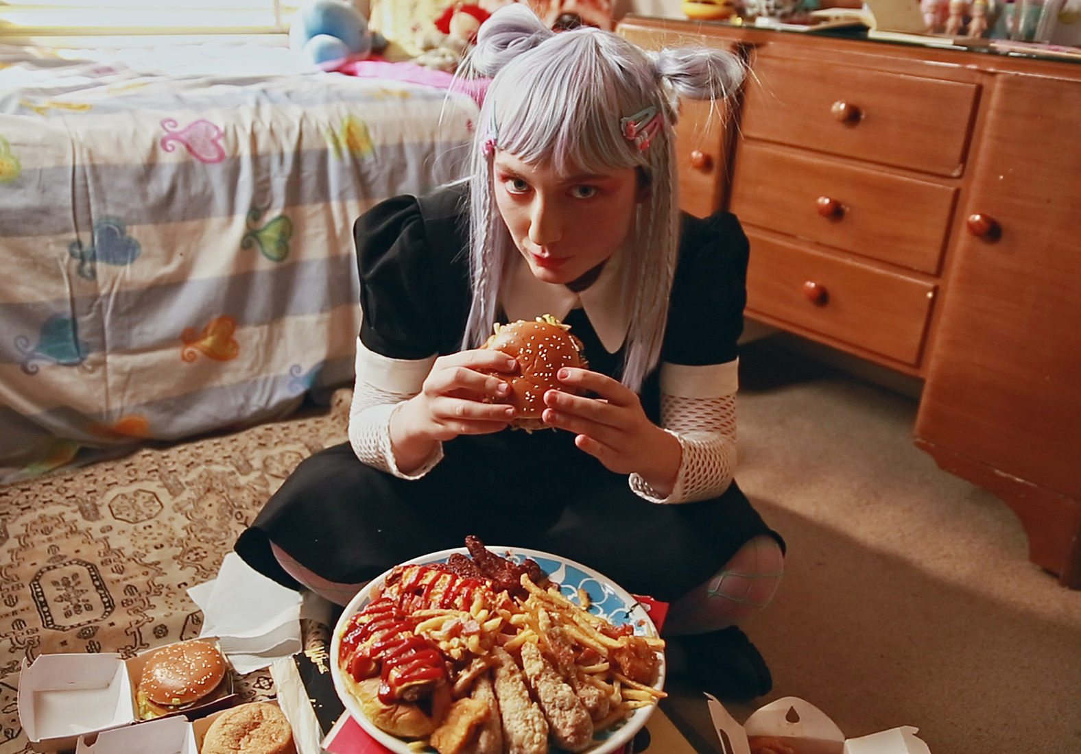 Mukbang – Short Film Review – LILITHIA REVIEWS